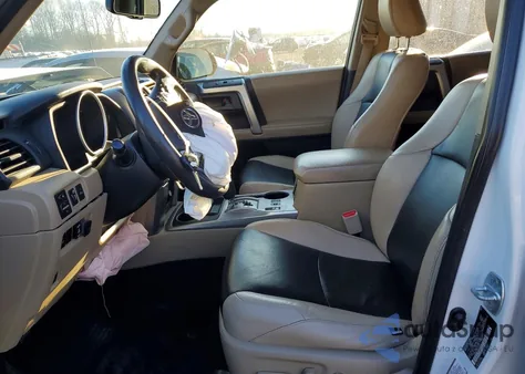 2013 Toyota 4Runner Sr5 z USA, uszkodzony, nr VIN JTEBU5JR3D5134951